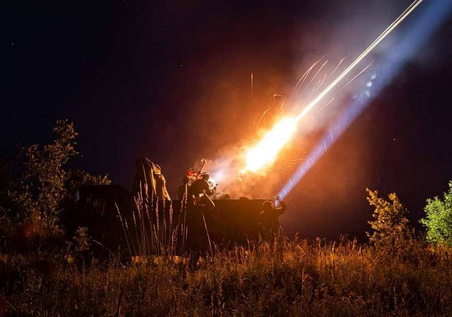 Нічний обстріл 8504c Нічний обстріл 8504c