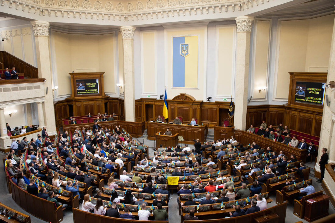 Верховна Рада України розроблює рішення аби продовжити виплати ВПО