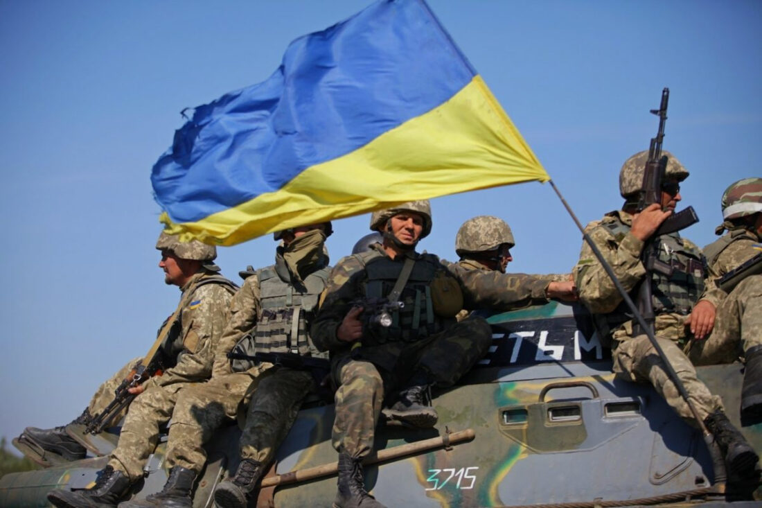 Військові з України