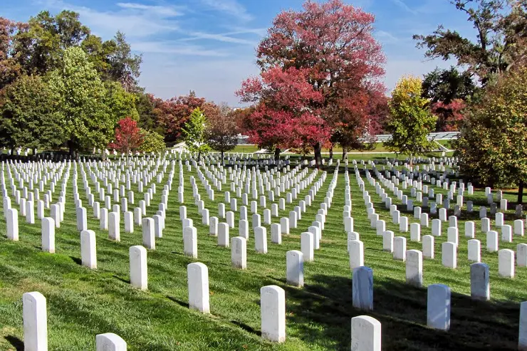 Приклад військового кладовища Арлінгтон