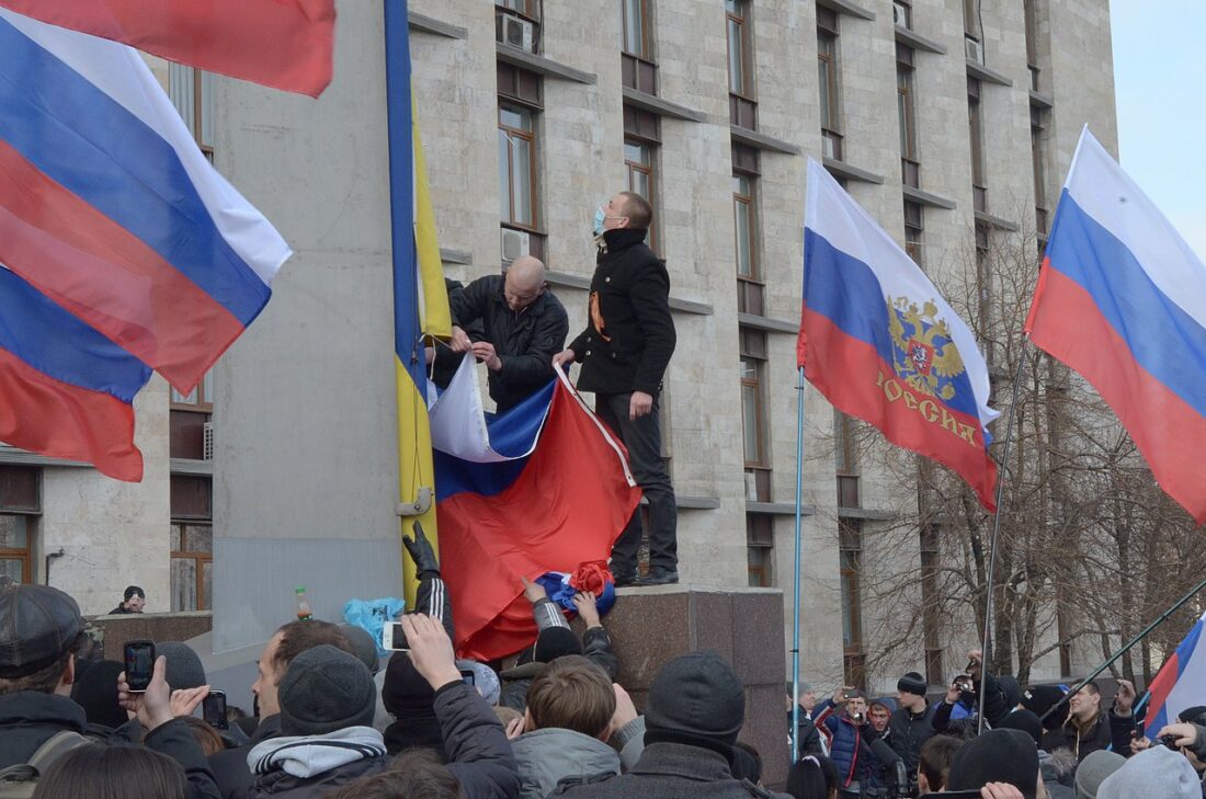 Мітинг в Донецьку триває