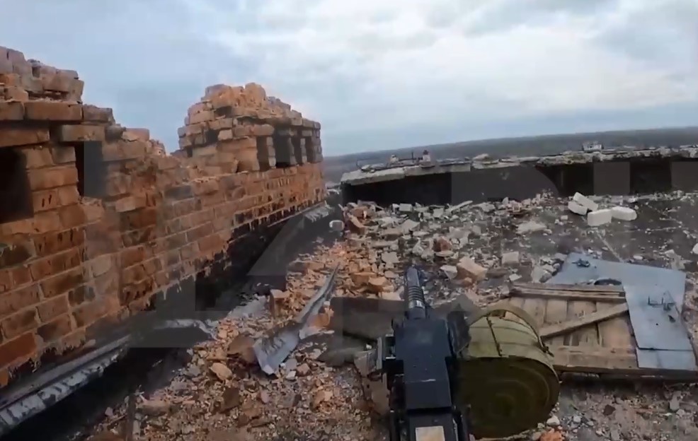 Зруйнована будівля Бахмут