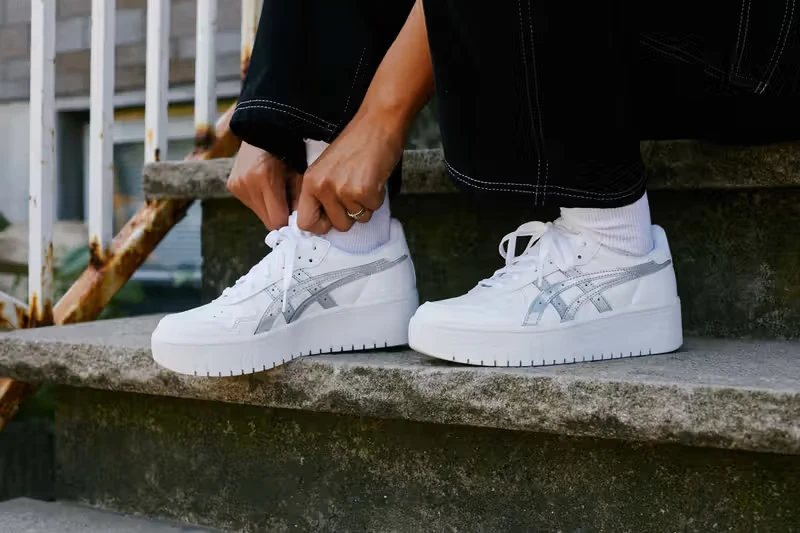 кросівки Asics
